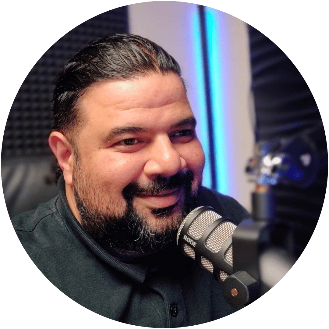 This is Walid Al Nabali in the photo, a digital marketing expert